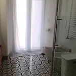 公寓 Casa Renova, Intero Appartamento, 2 Camere, Max 4 Ospiti, Zona Storica 的里雅斯特