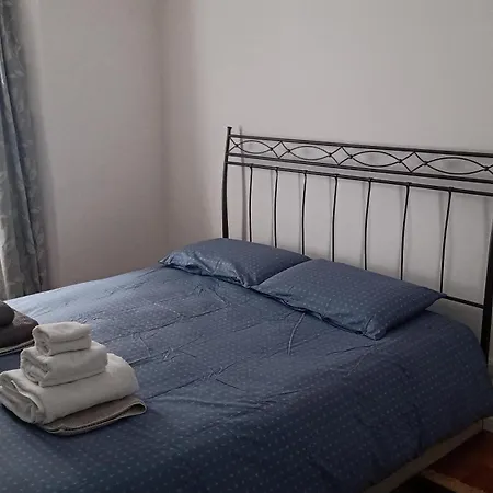 Апартаменты Casa Renova, Intero Appartamento, 2 Camere, Max 4 Ospiti, Zona Storica