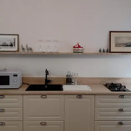 Apartman Casa Renova, Intero Appartamento, 2 Camere, Max 4 Ospiti, Zona Storica *