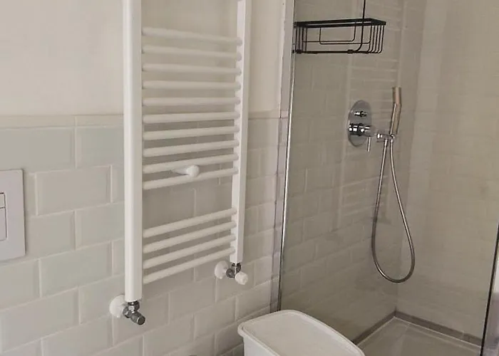 Apartment Casa Renova, Intero Appartamento, 2 Camere, Max 4 Ospiti, Zona Storica *